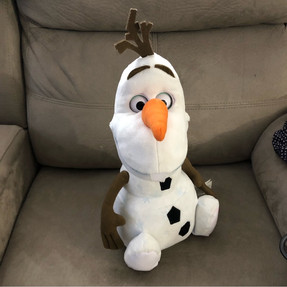 Disney Frozen Olaf Talking Stuffed Toy 14”